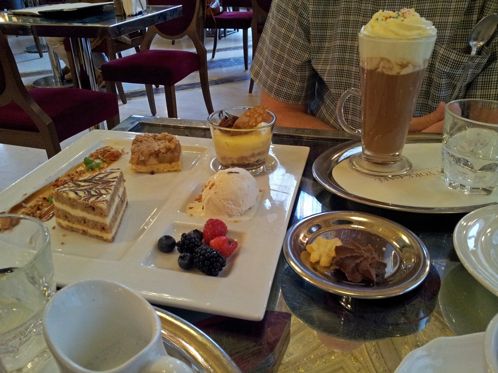 Desserts, New York Café